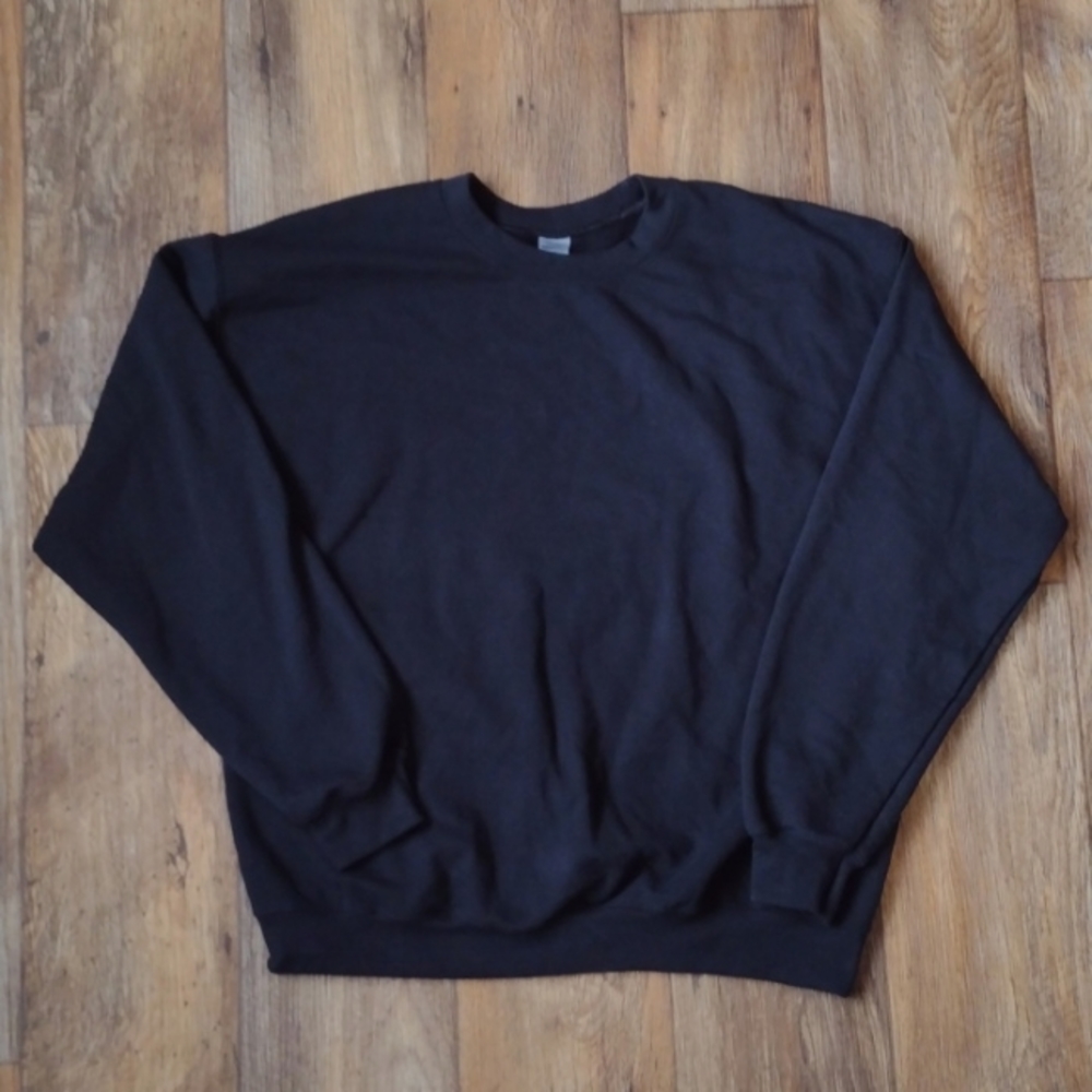 Black crewneck size large